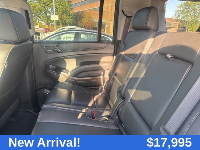 2019 Chevrolet Suburban LT photo 23