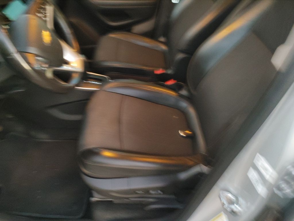 2020 Chevrolet Trax LT photo 15