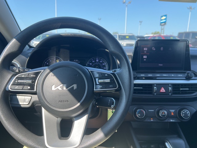 2023 Kia Forte LXS photo 12