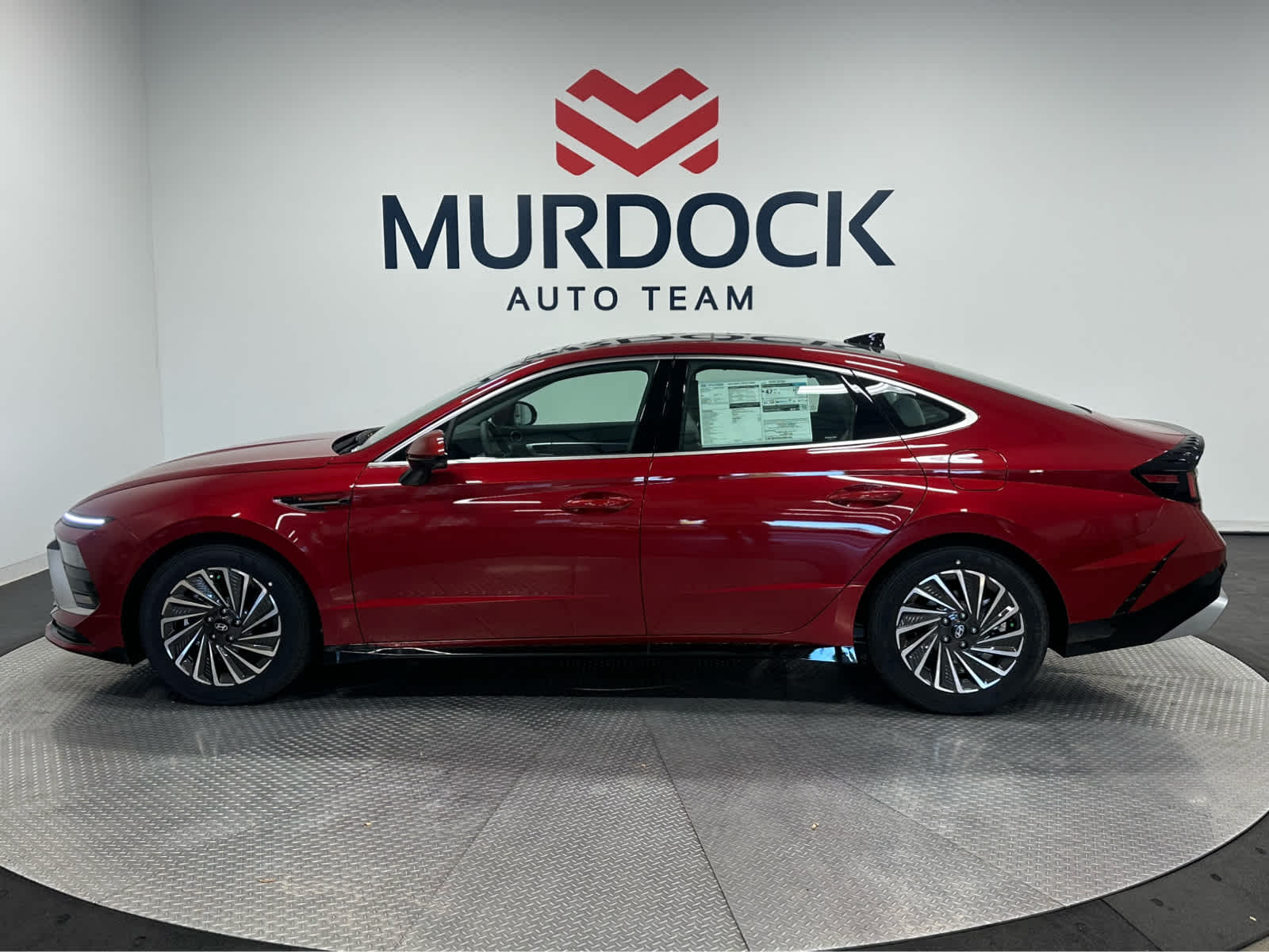 2025 Hyundai Sonata Hybrid Limited photo 2