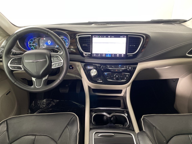 2022 Chrysler Pacifica Hybrid Limited photo 36