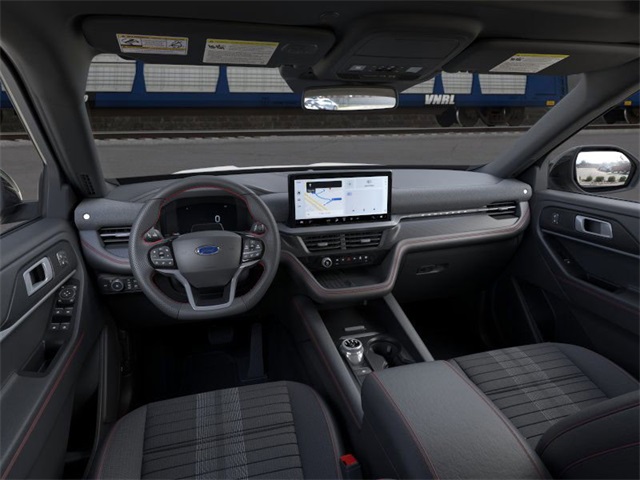 2025 Ford Explorer ST-Line photo 7