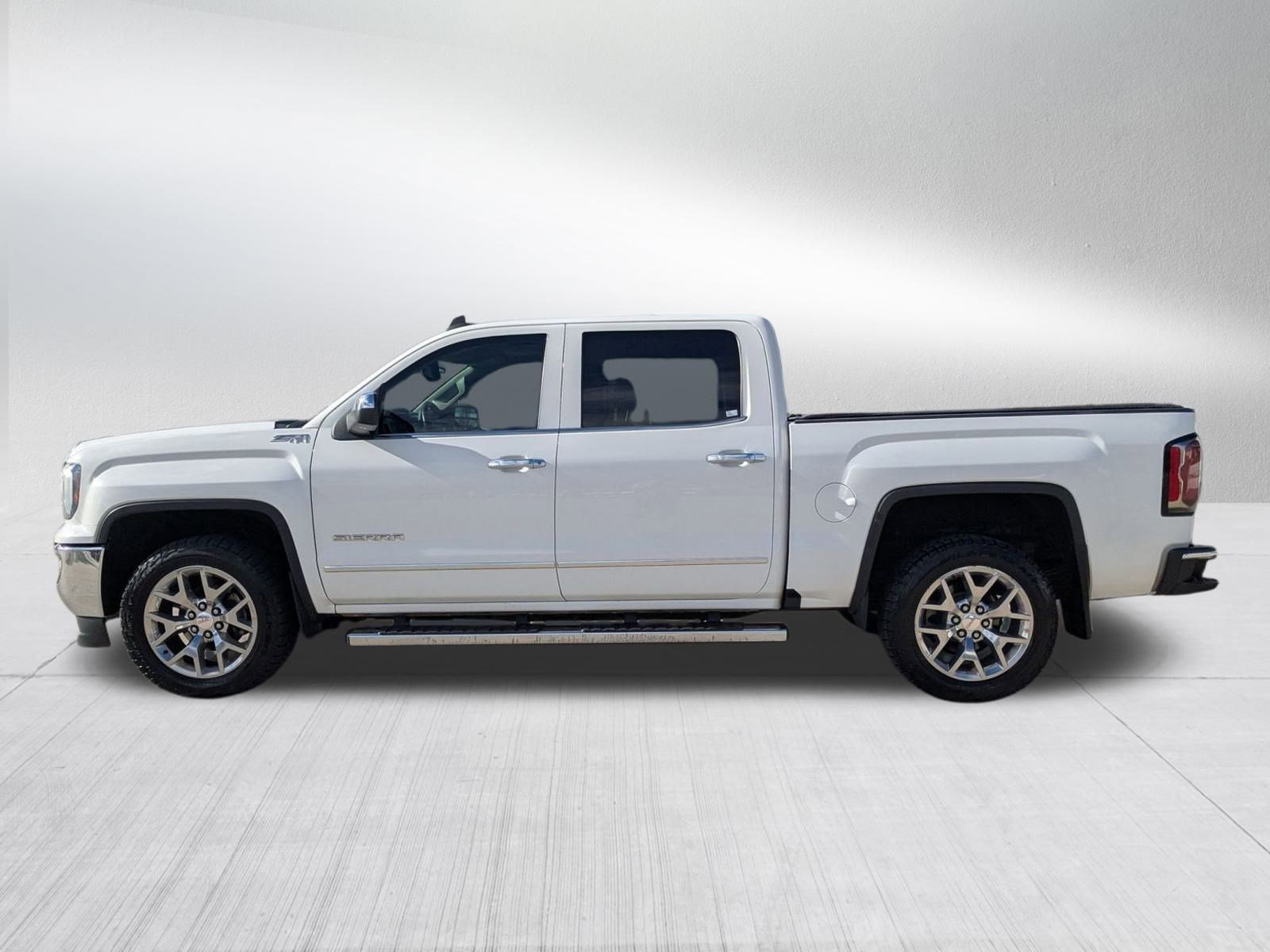 2016 Gmc Sierra 1500 SLT photo 2
