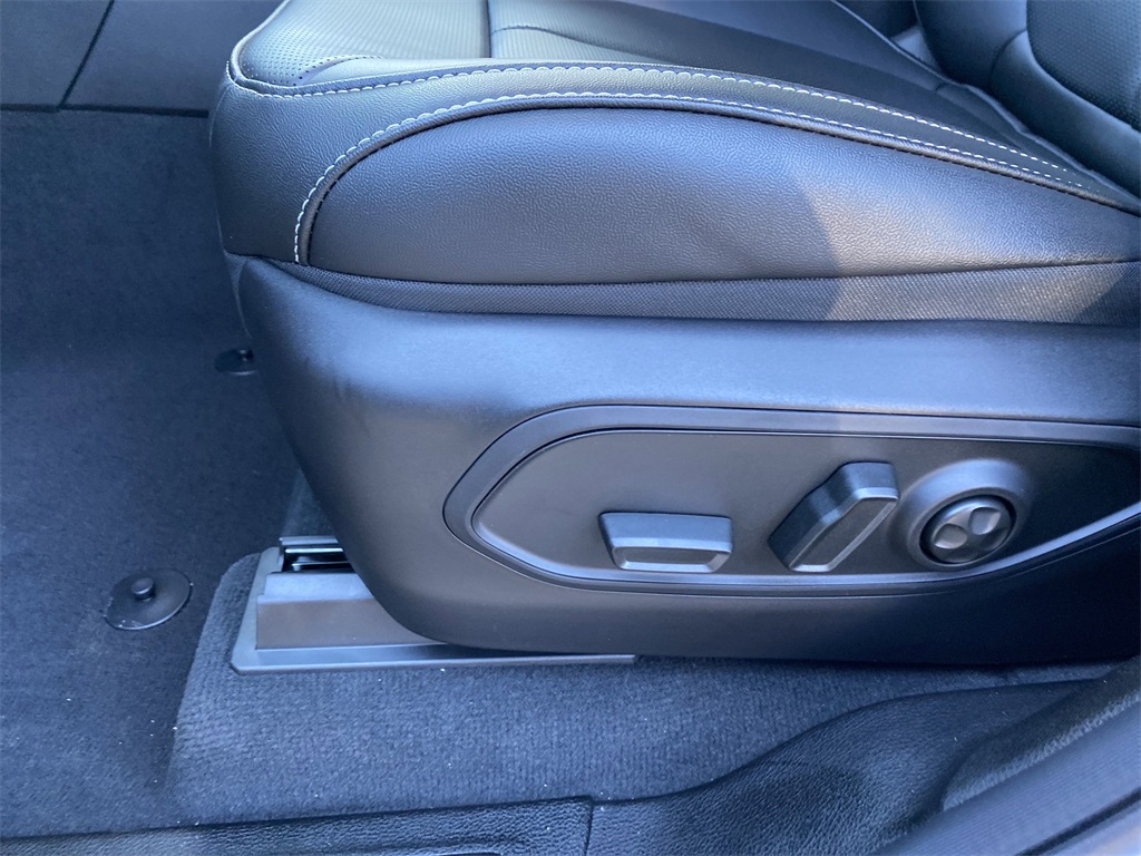 2025 Jeep Grand Cherokee Limited photo 32