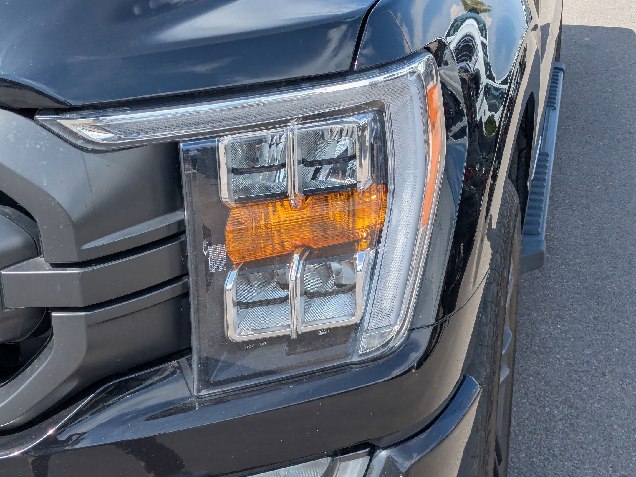 2023 Ford F-150 XLT photo 8