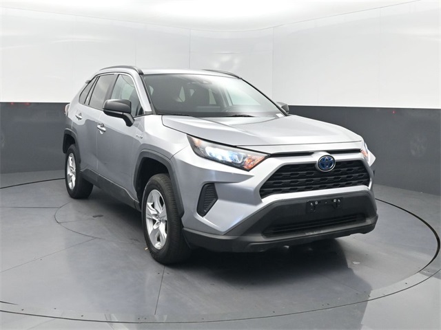 2021 Toyota RAV4 Hybrid LE photo 3