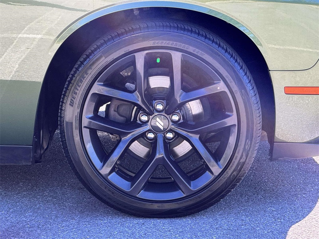 2020 Dodge Challenger SXT photo 10