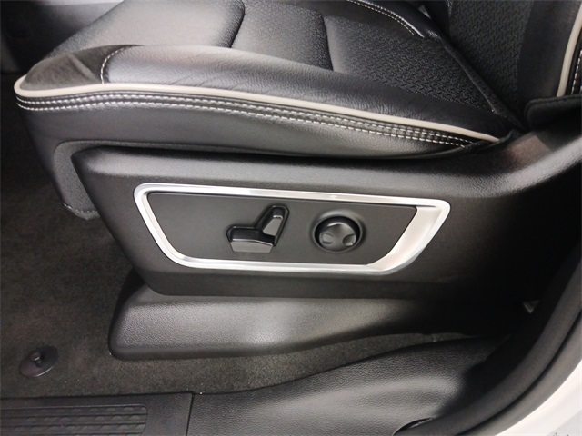 2024 Ram 1500 Laramie photo 16