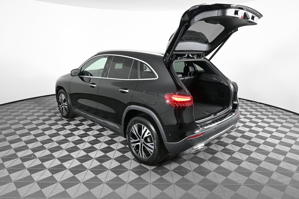 2025 Mercedes Benz GLA 250 photo 28