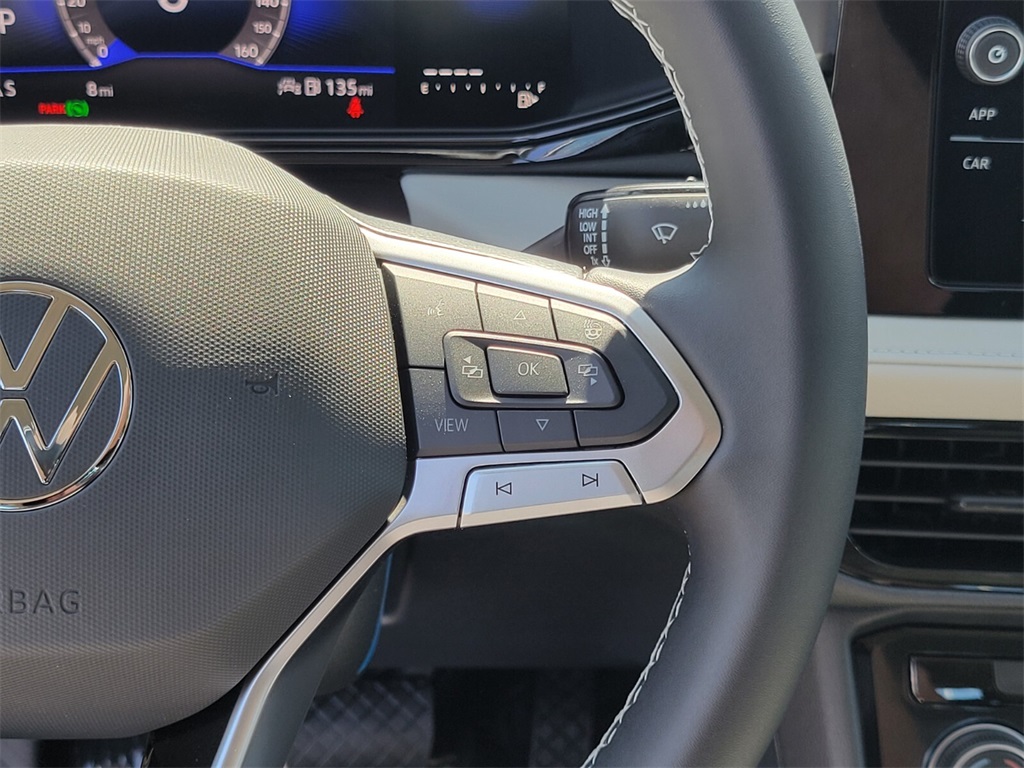 2025 Volkswagen Taos S photo 12