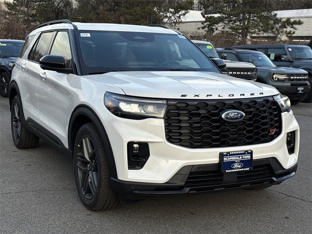 2026 Ford Explorer ST's photo