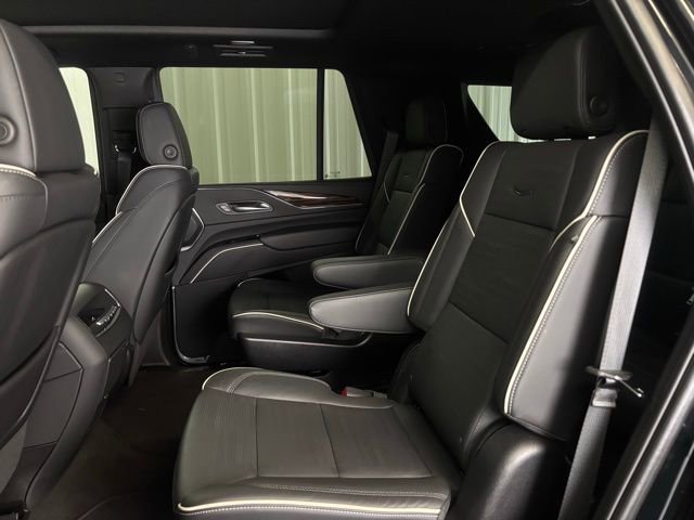2024 Cadillac Escalade Premium Luxury photo 12