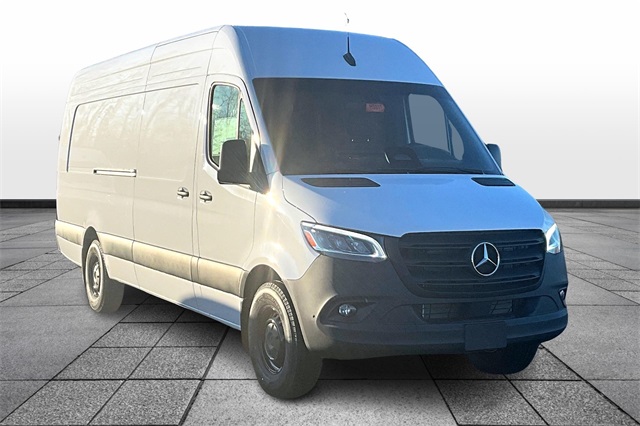 2025 Mercedes-Benz Sprinter Cargo Van Base's photo