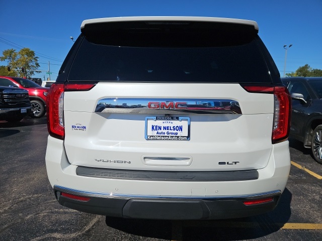 2023 Gmc Yukon SLT photo 3