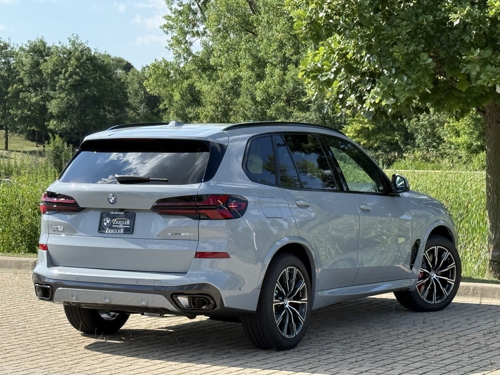 2026 Bmw X5 xDrive50e photo 5
