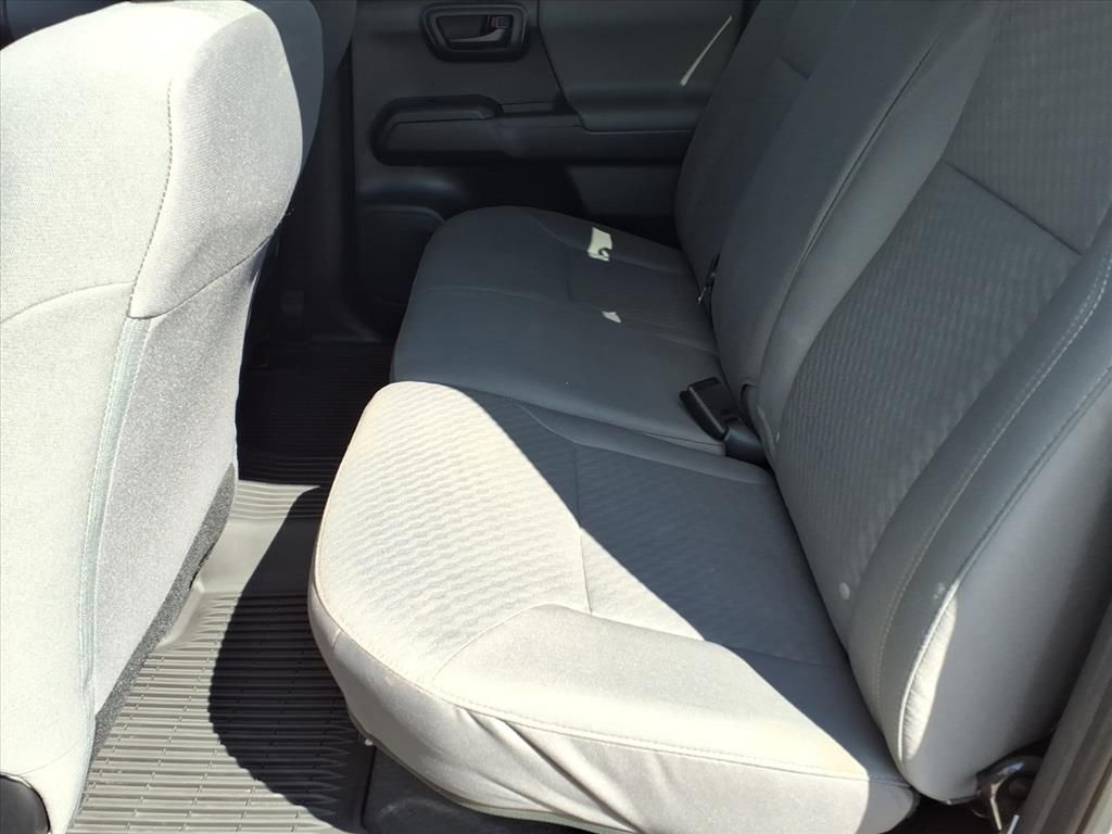 2023 Toyota Tacoma SR5 4x4 Double Cab photo 9