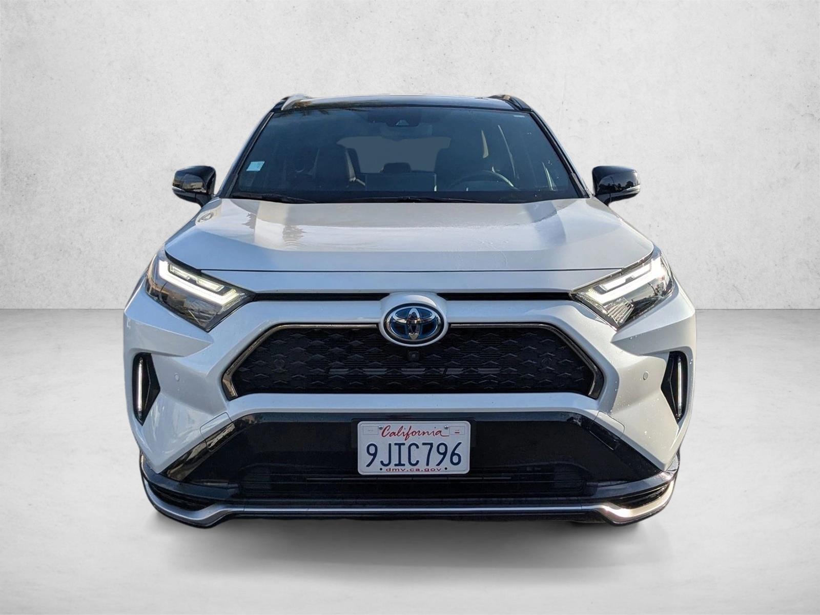 Used 2023 Toyota RAV4 XSE with VIN JTMFB3FV7PD159092 for sale in Kansas City