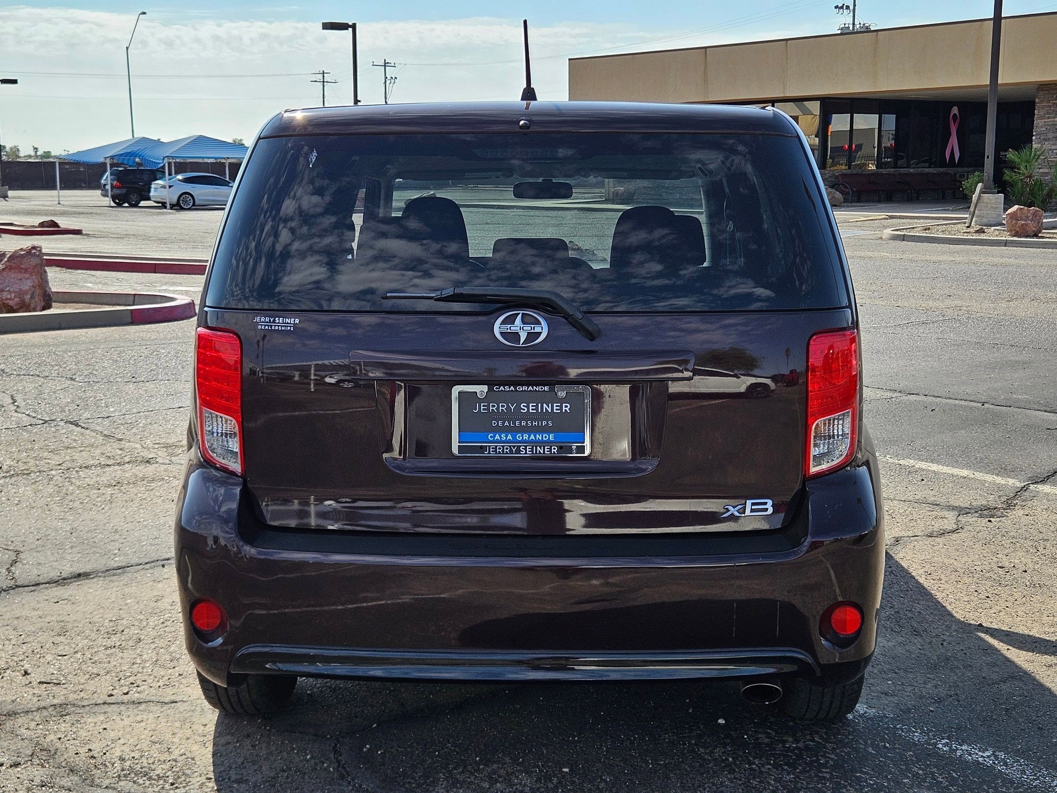 2013 Scion xB photo 3
