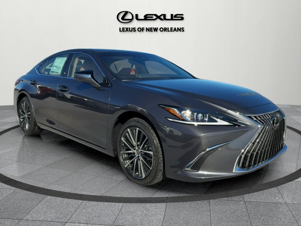 2025 Lexus ES 350's photo