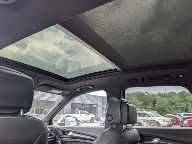 2018 Audi SQ5 Prestige photo 30