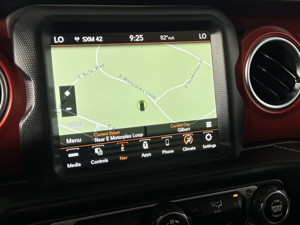 2023 Jeep Wrangler Rubicon photo 14