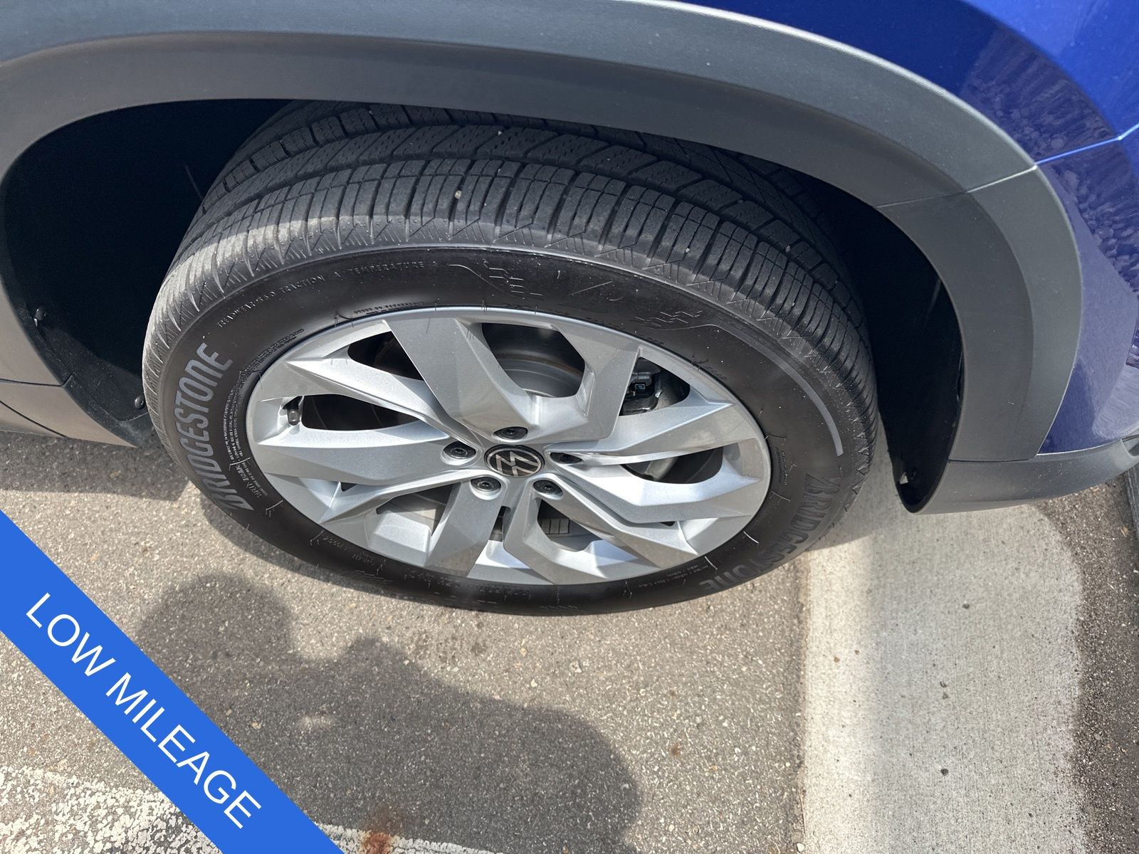 2023 Volkswagen Taos S photo 4