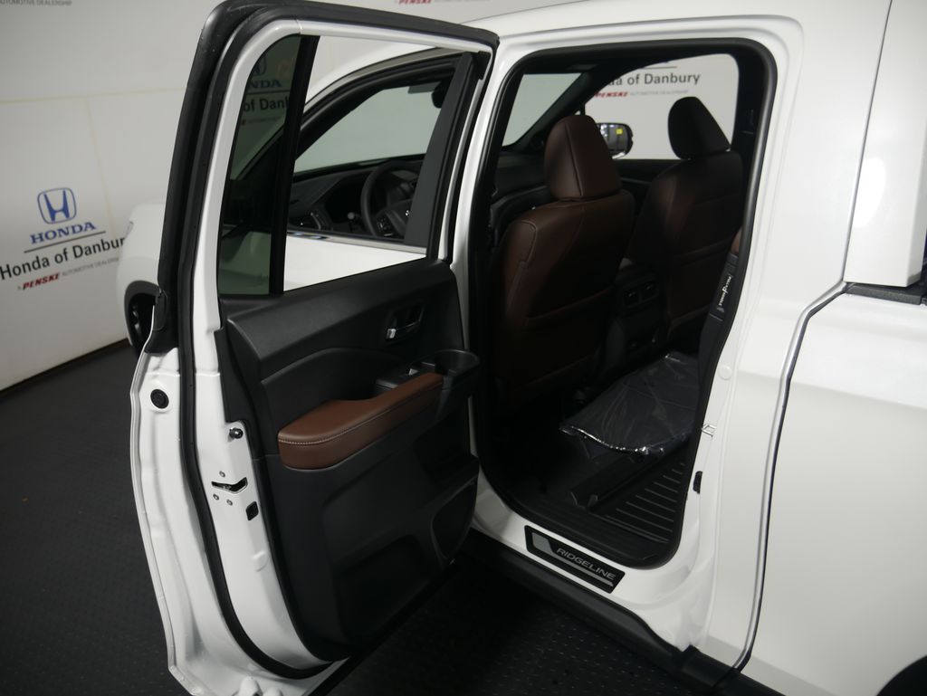 2025 Honda Ridgeline RTL photo 7