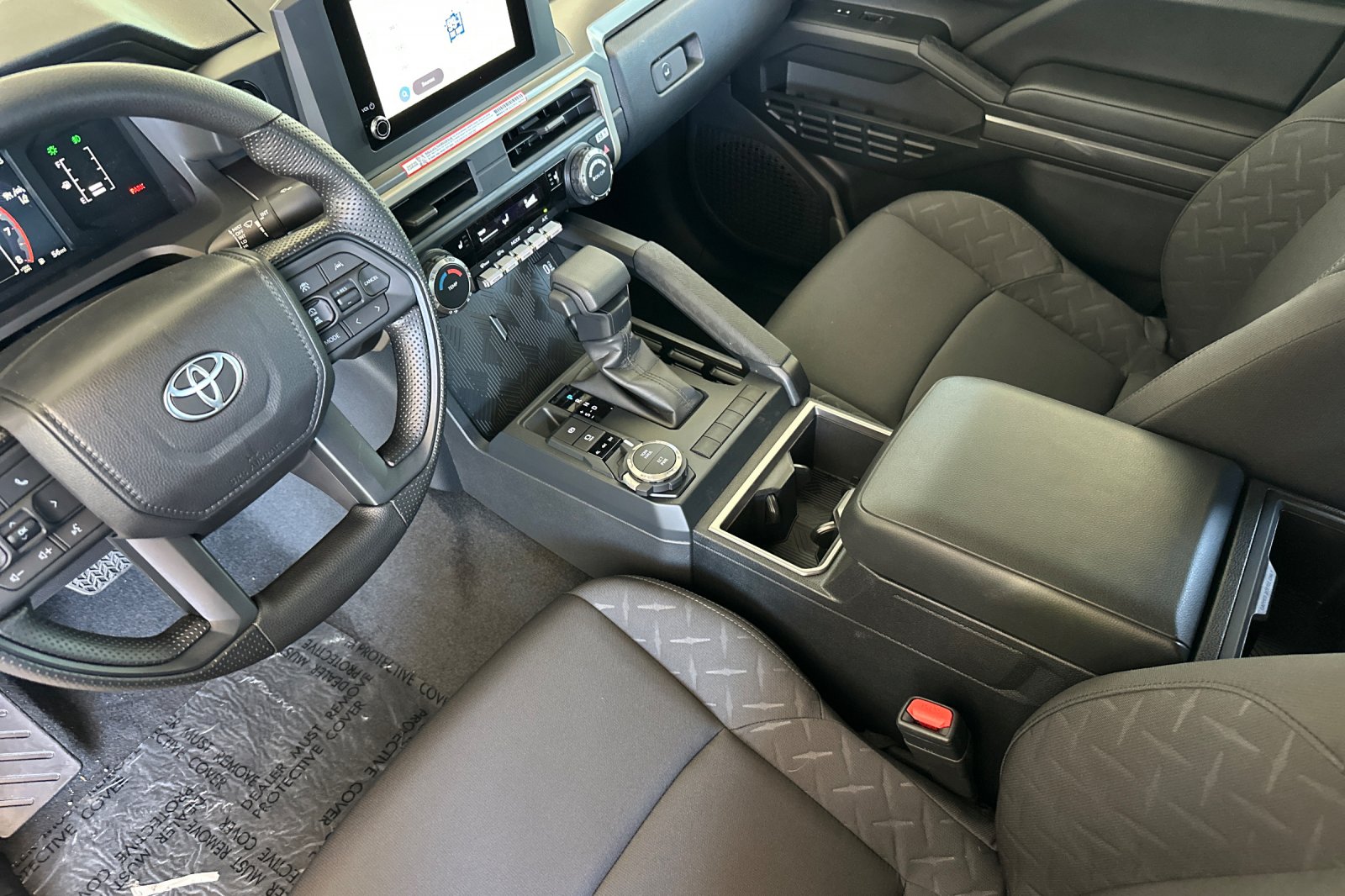 2025 Toyota Tacoma SR5 photo 7