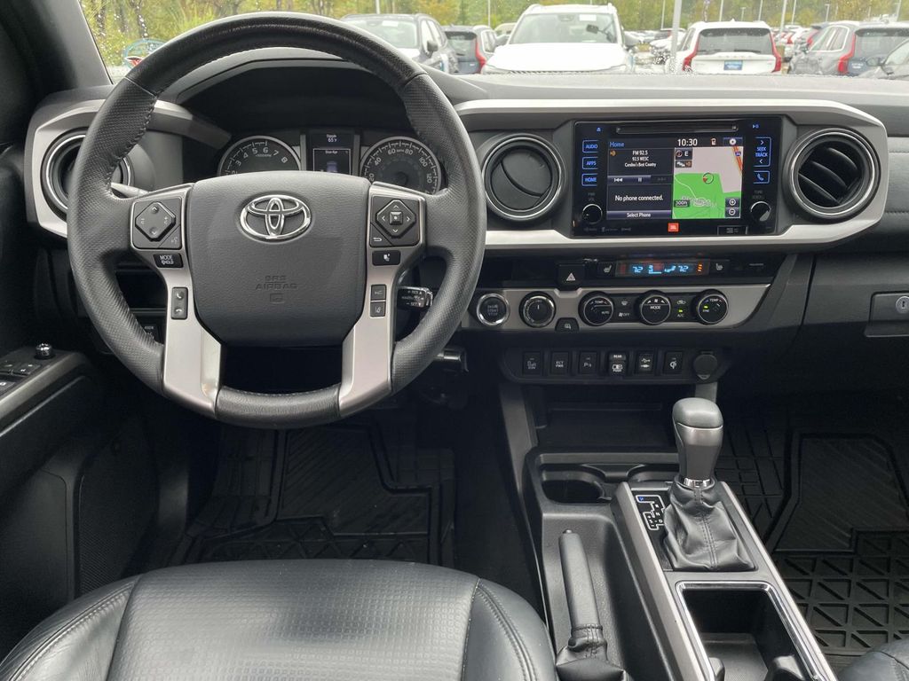2018 Toyota Tacoma Limited photo 4