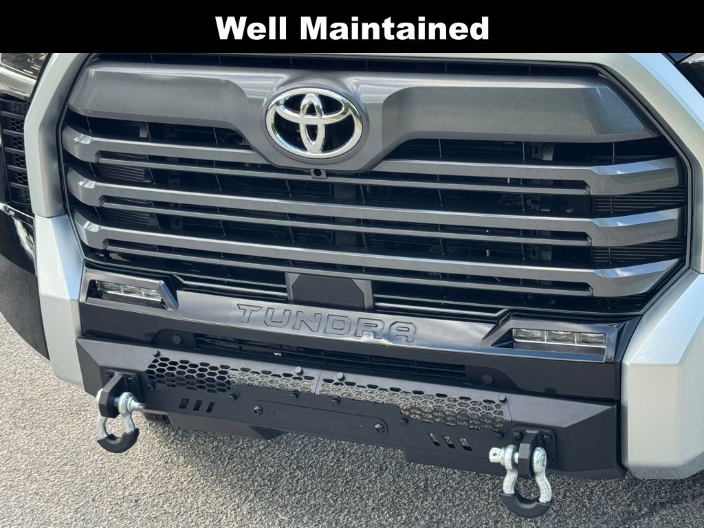 2025 Toyota Tundra Limited photo 4