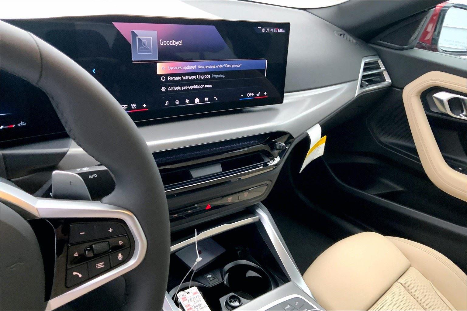 2025 Bmw 230i xDrive photo 4