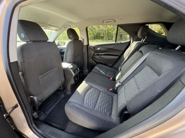 2018 Chevrolet Equinox LT photo 15