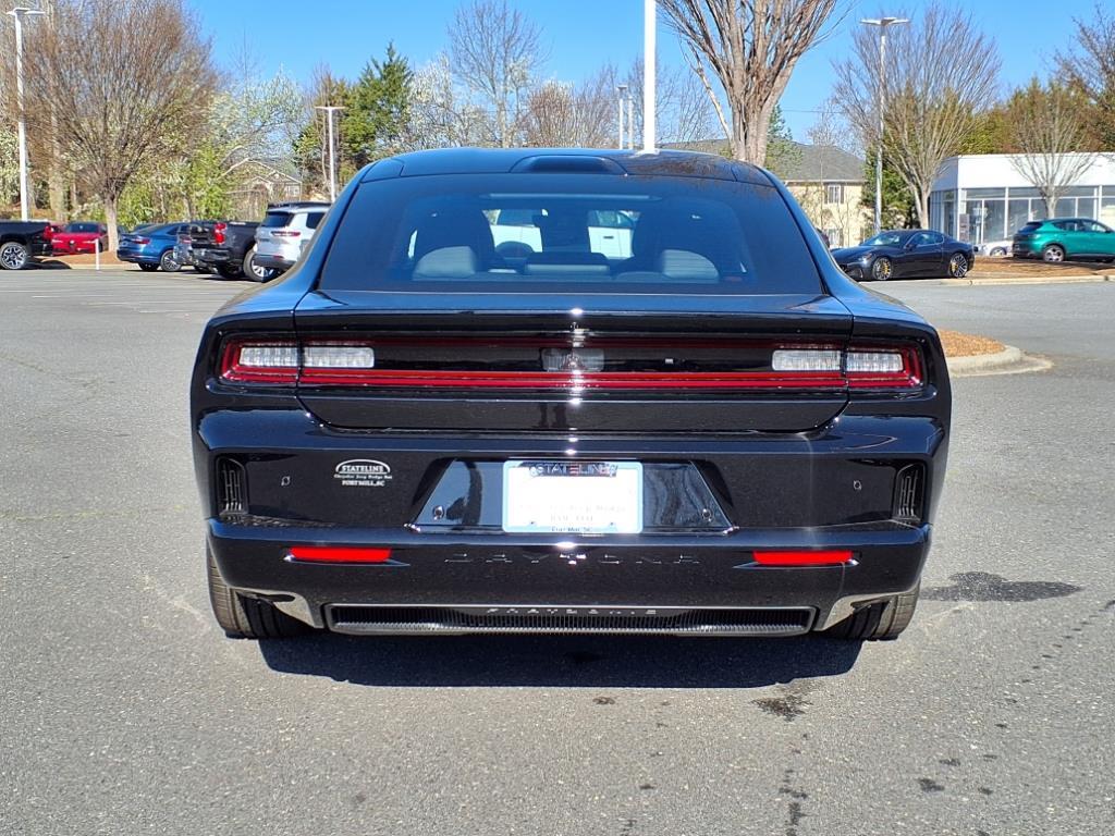 2025 Dodge Charger R/T photo 18