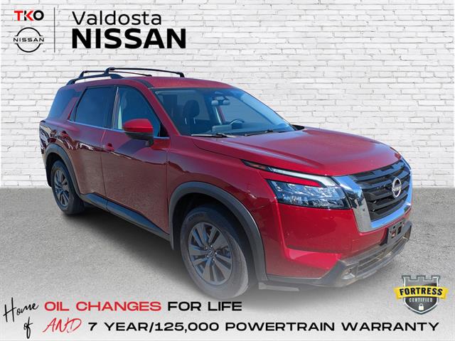 2024 Nissan Pathfinder SV's photo