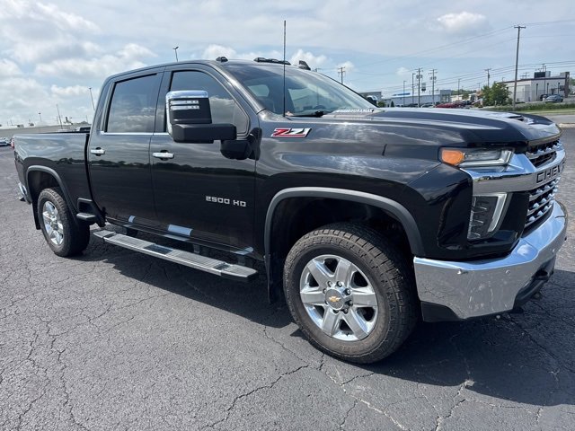 2022 Chevrolet Silverado 2500HD LTZ photo 3