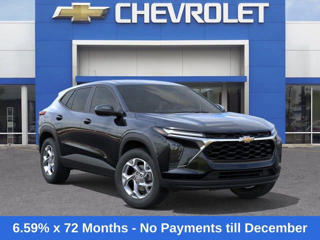 2026 Chevrolet Trax LS photo 2