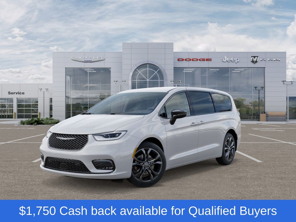 2026 Chrysler Pacifica Select's photo