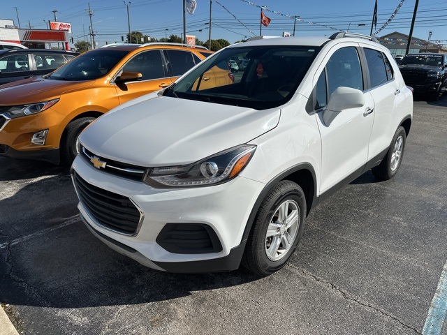 2018 Chevrolet Trax LT photo 2