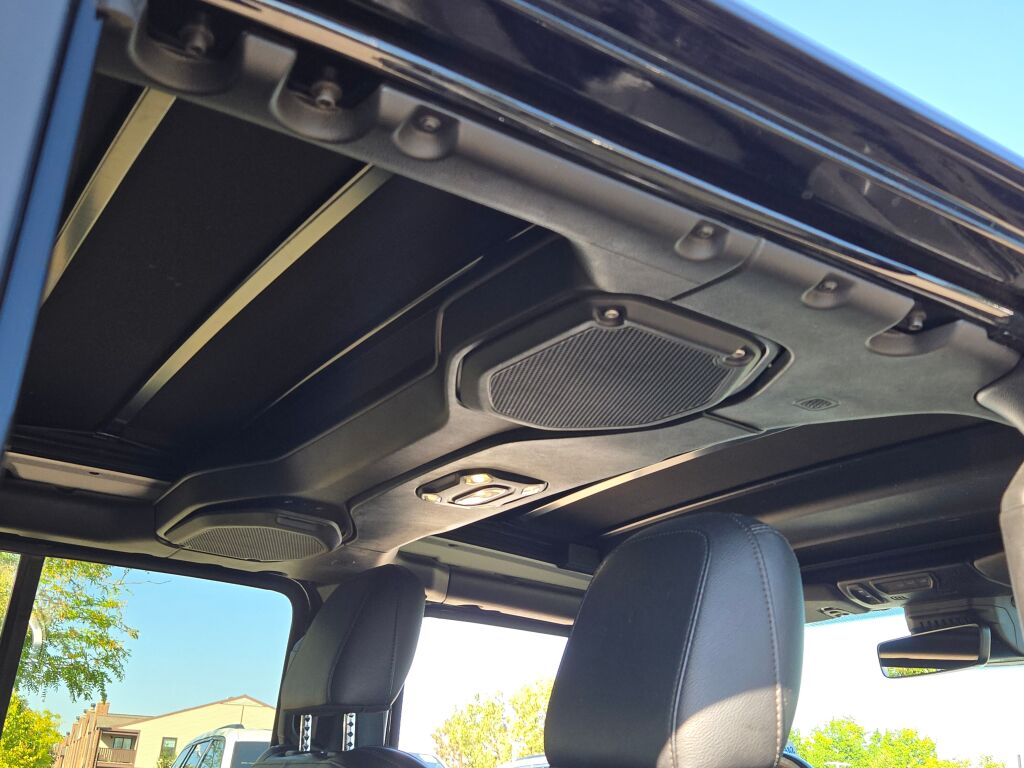 2023 Jeep Wrangler Rubicon 4xe photo 10