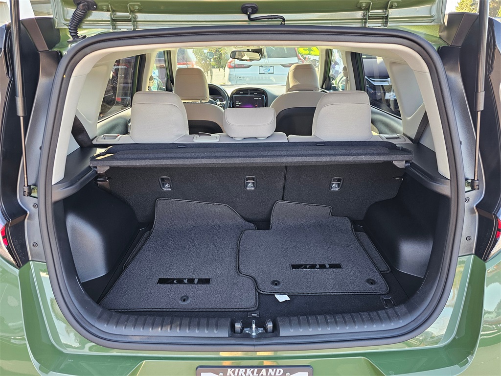 2023 Kia Soul EX photo 13