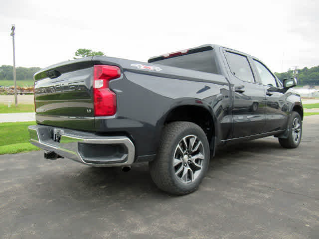 2024 Chevrolet Silverado 1500 LT photo 6
