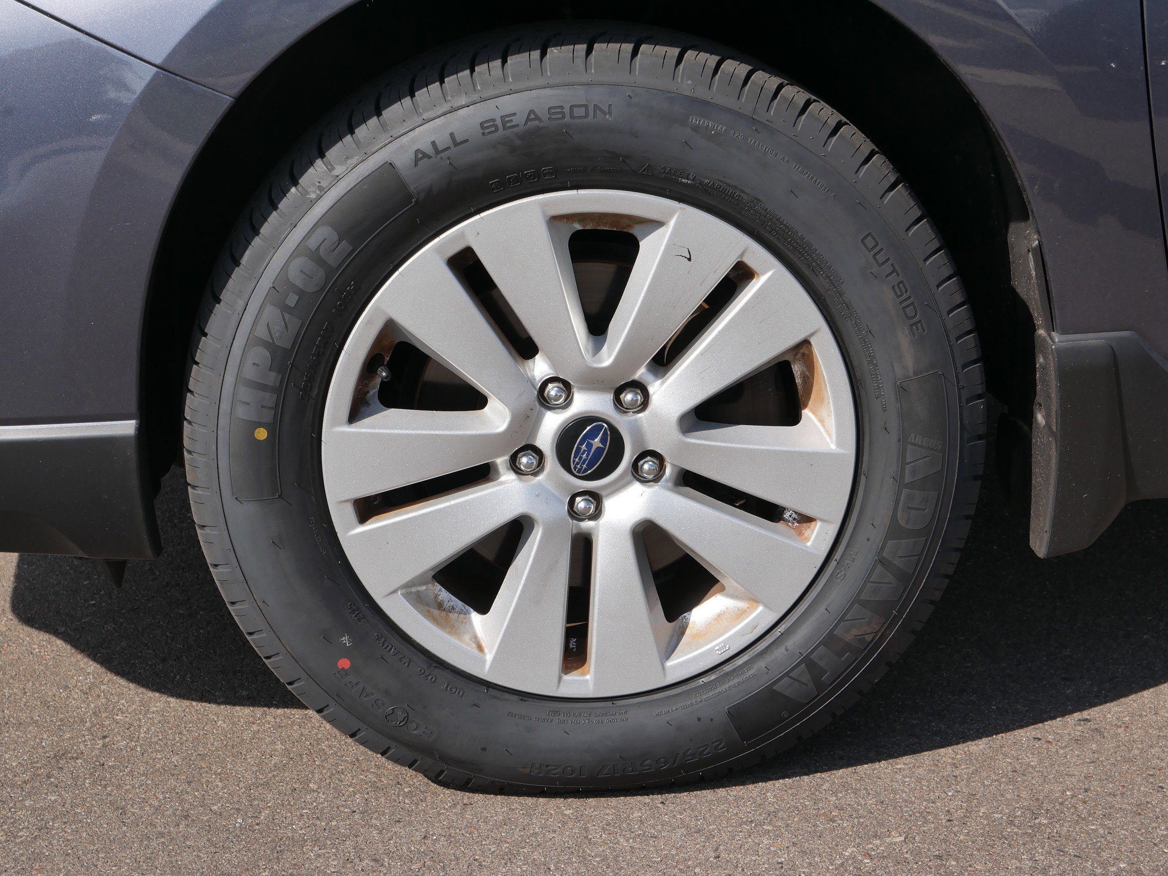 2015 Subaru Outback 2.5i Premium photo 14