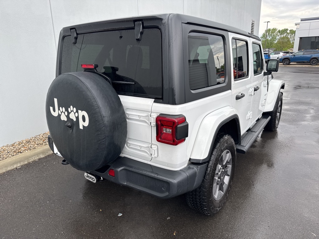 2018 Jeep Wrangler Unlimited Sahara photo 3