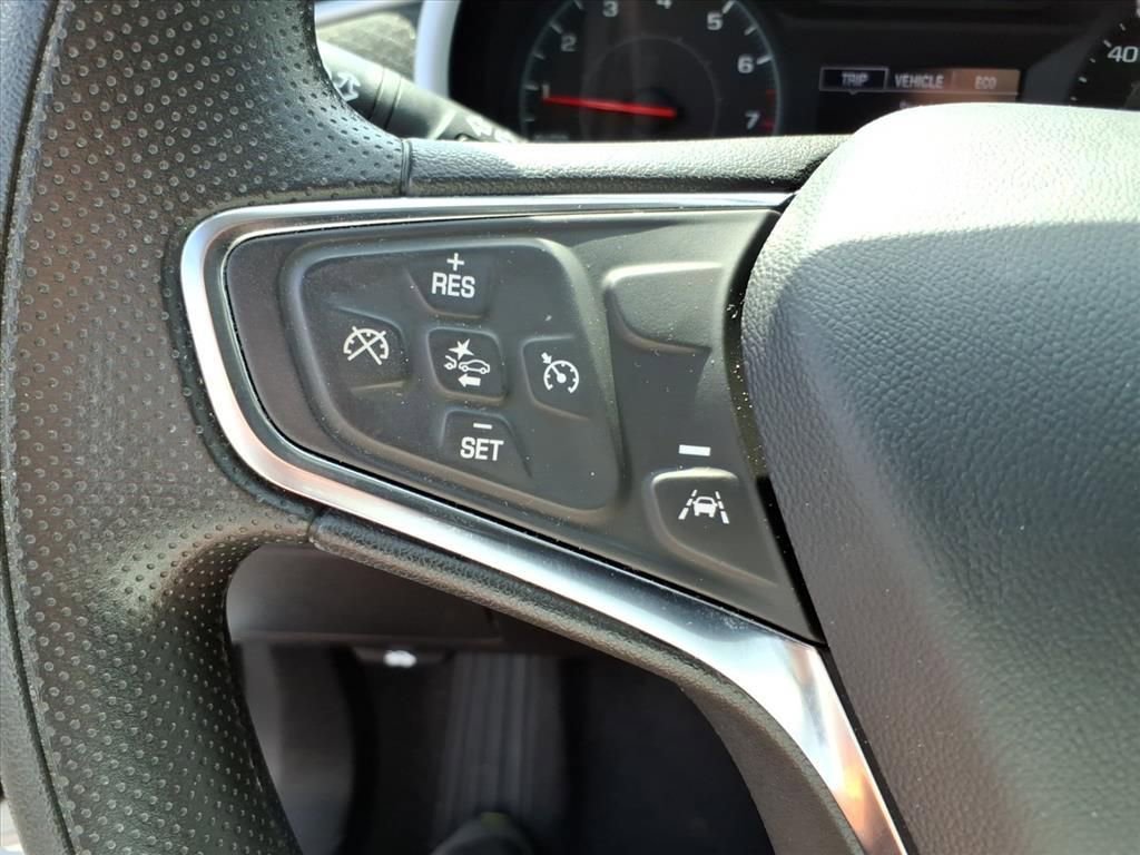2023 Chevrolet Malibu LS photo 17