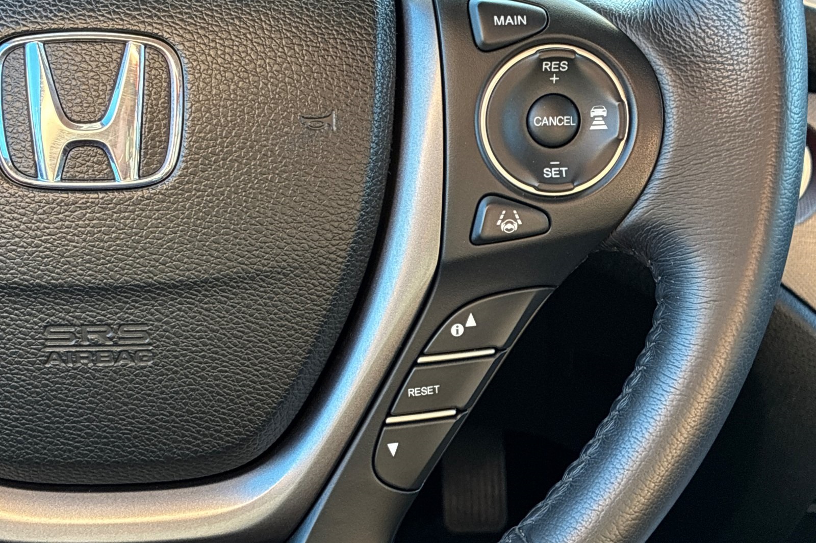 2023 Honda Ridgeline RTL photo 23
