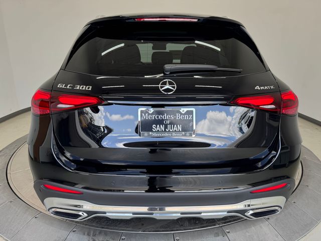 2025 Mercedes Benz GLC 300 4MATIC photo 5