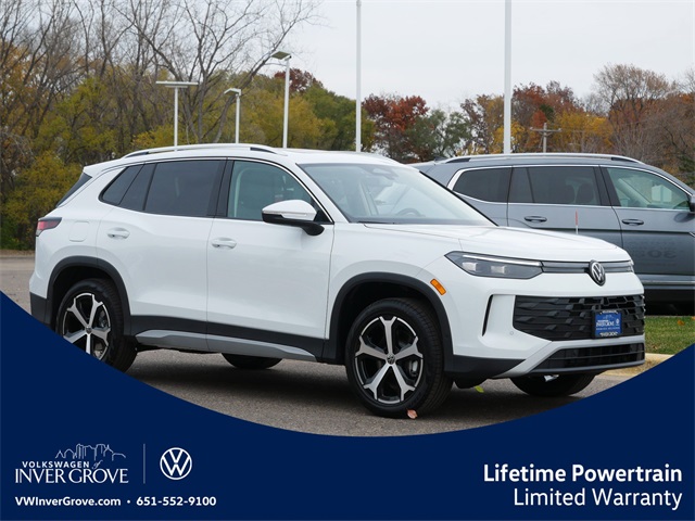 2026 Volkswagen Tiguan SE's photo
