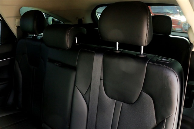 2022 Kia Sorento S photo 24