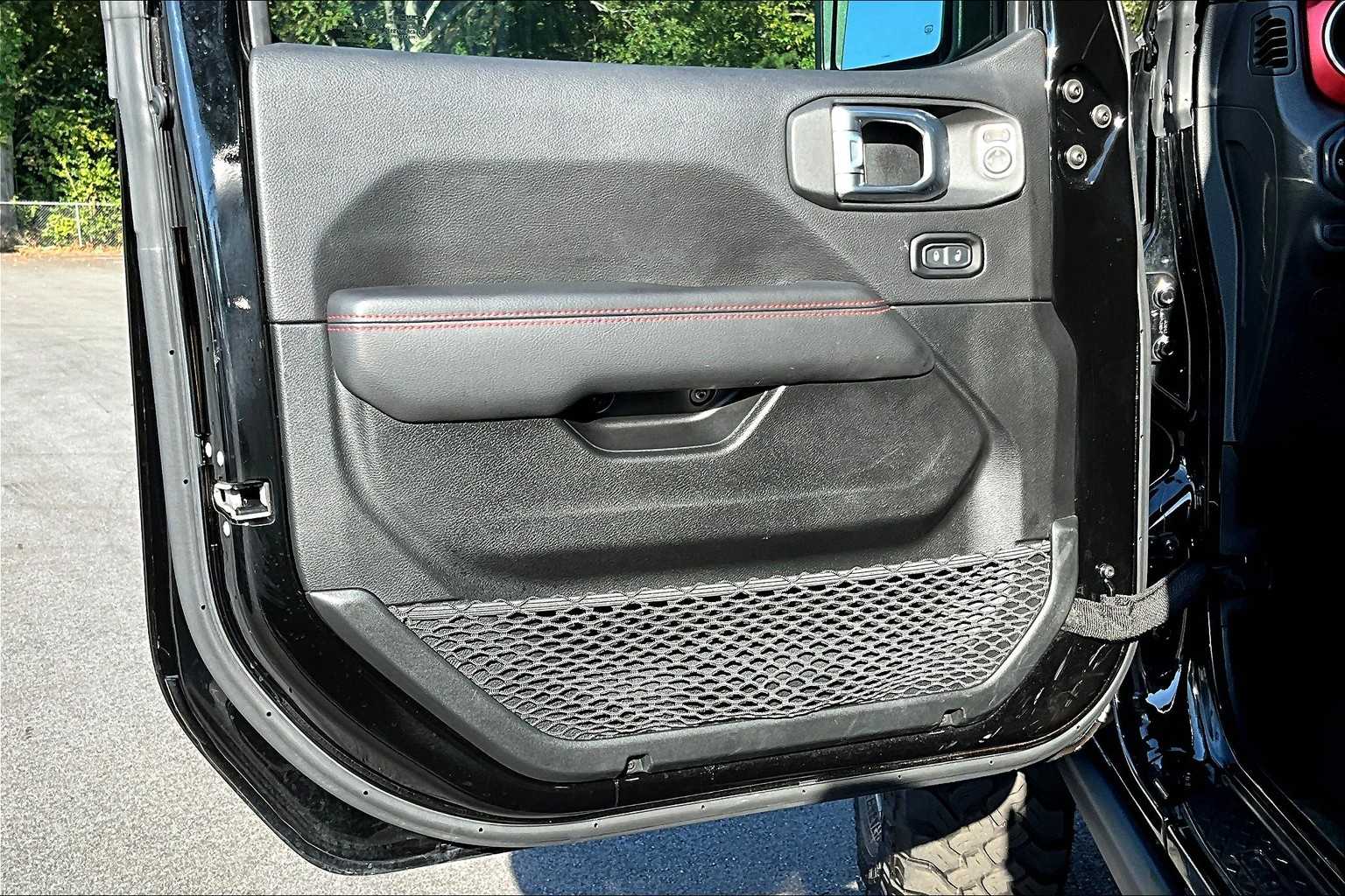 2021 Jeep Gladiator Rubicon photo 19