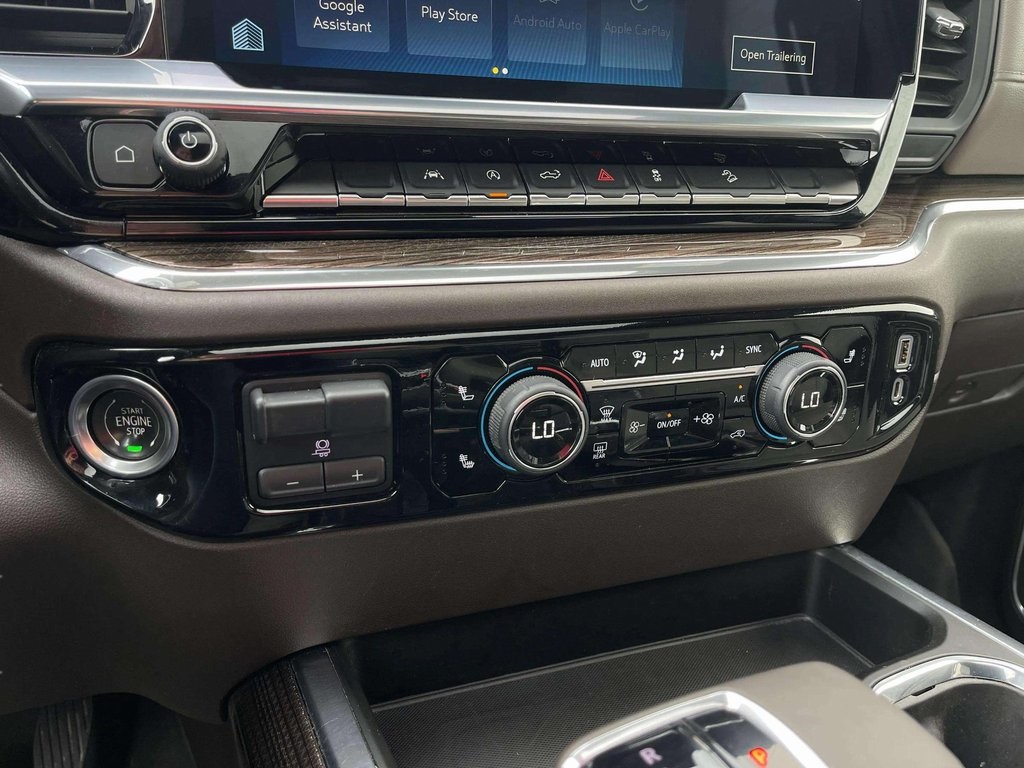 2023 Chevrolet Silverado 1500 RST photo 12